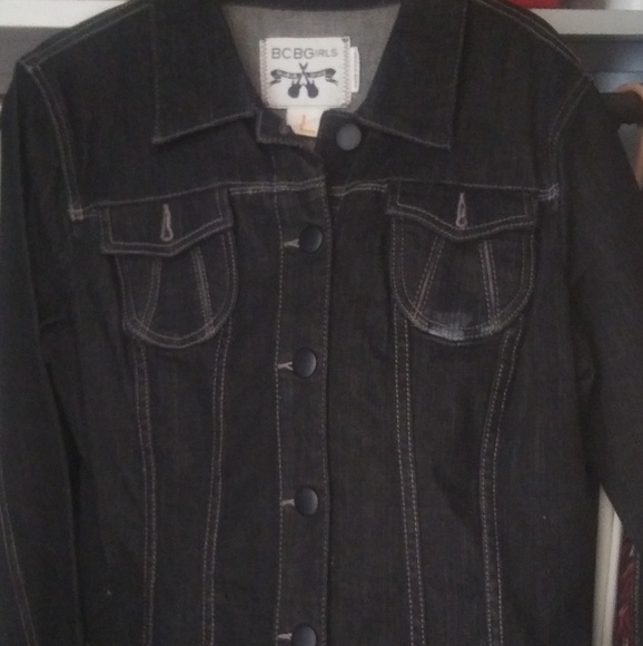 Jean jackets - Picture 1 of 2